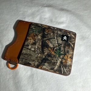 Thread Wallets Real Tree Camouflage Card Holder with Brown Leather Trim